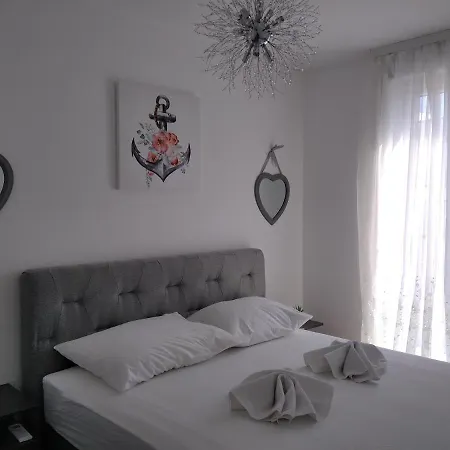 Apartment Alegria Okrug Gornji